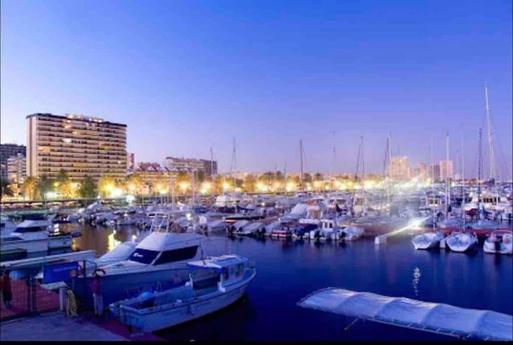 Precioso Apartamento Con Vistas Al Mar. Piscina. Valencia Exterior foto