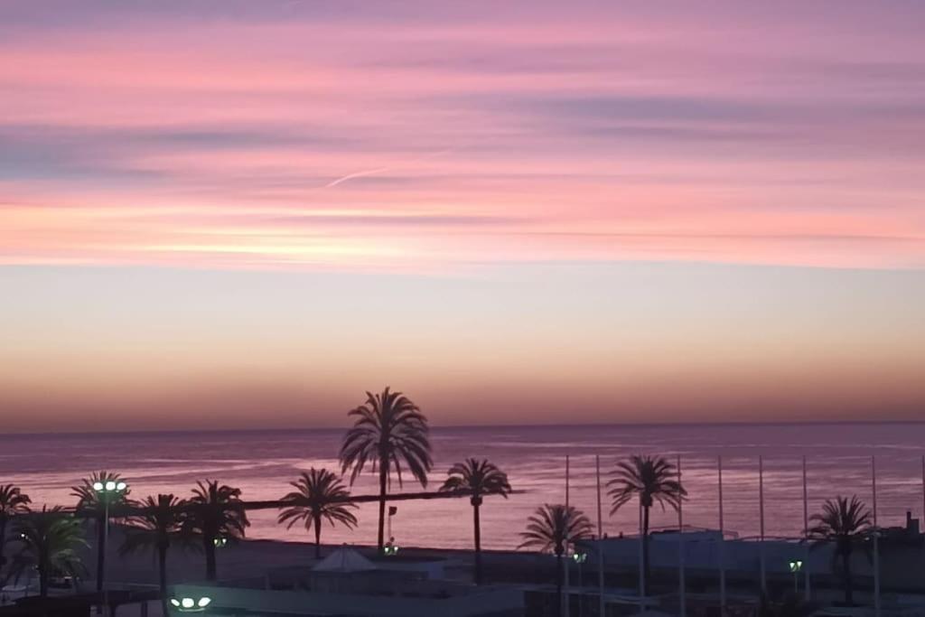 Precioso Apartamento Con Vistas Al Mar. Piscina. Valencia Exterior foto